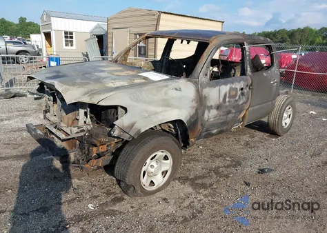 2017 Toyota Tacoma Sr5 z USA, uszkodzony, nr VIN 5TFAX5GN8HX080214